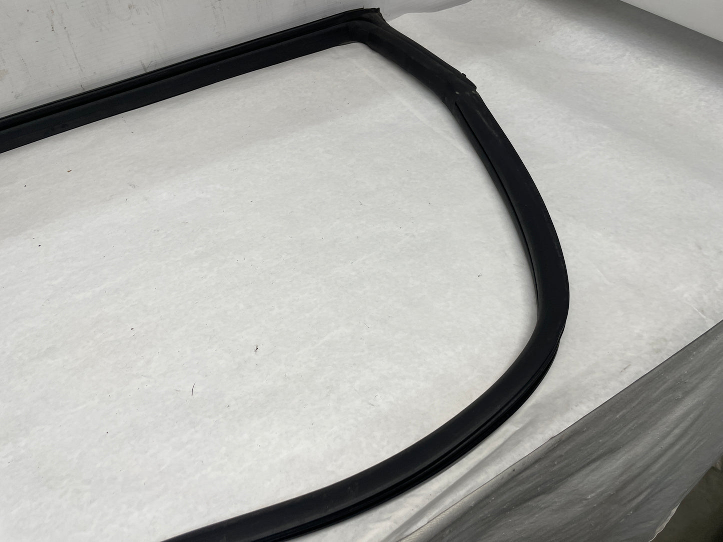 2013 Chevy Camaro ZL1 RH Passenger Door Weather Strip Seal OEM - Day's Parts Yard