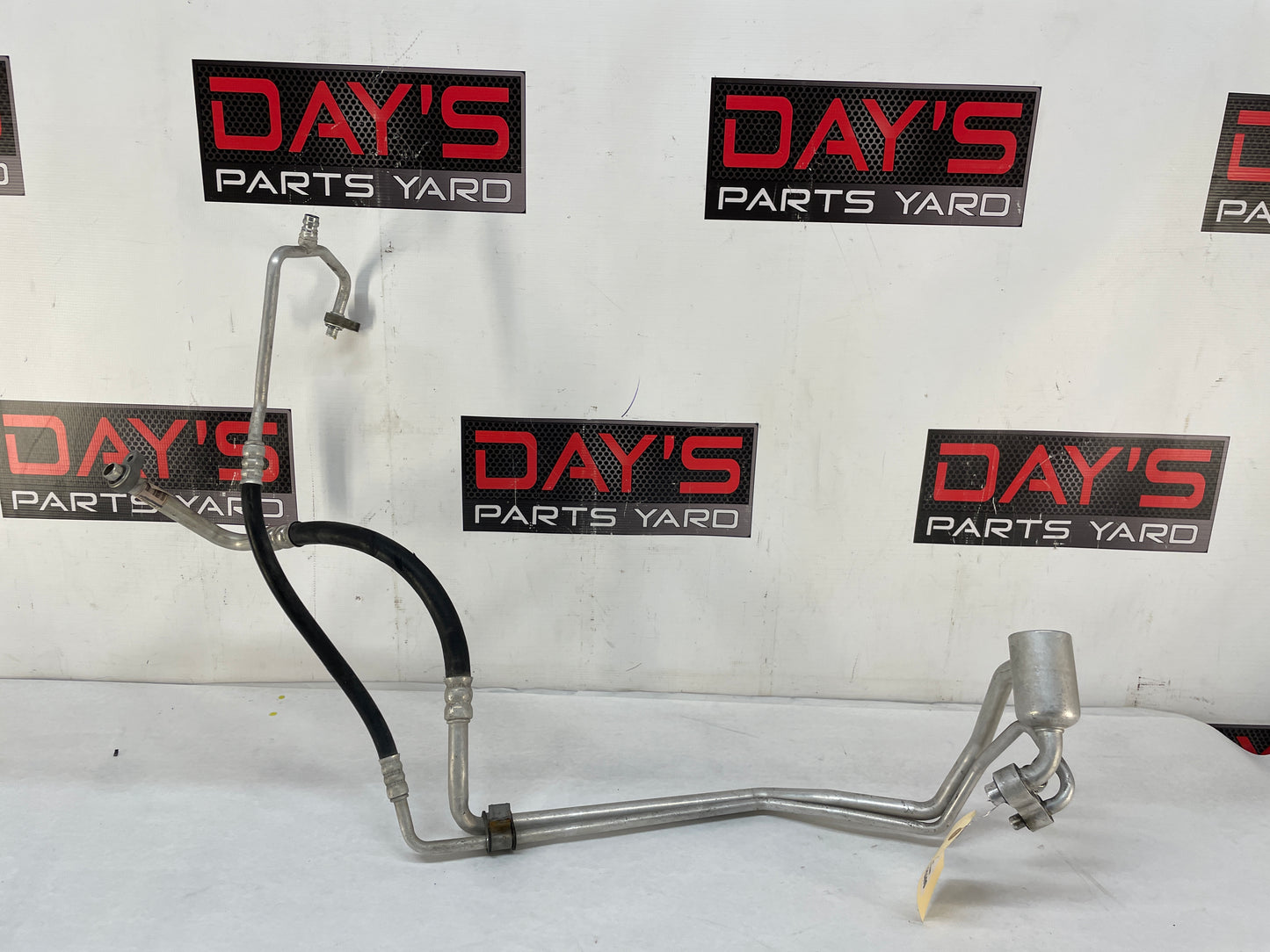 2013 Chevy Caprice PPV AC A/C Air Conditioner Manifold Hose Line Tube OEM - Day's Parts Yard