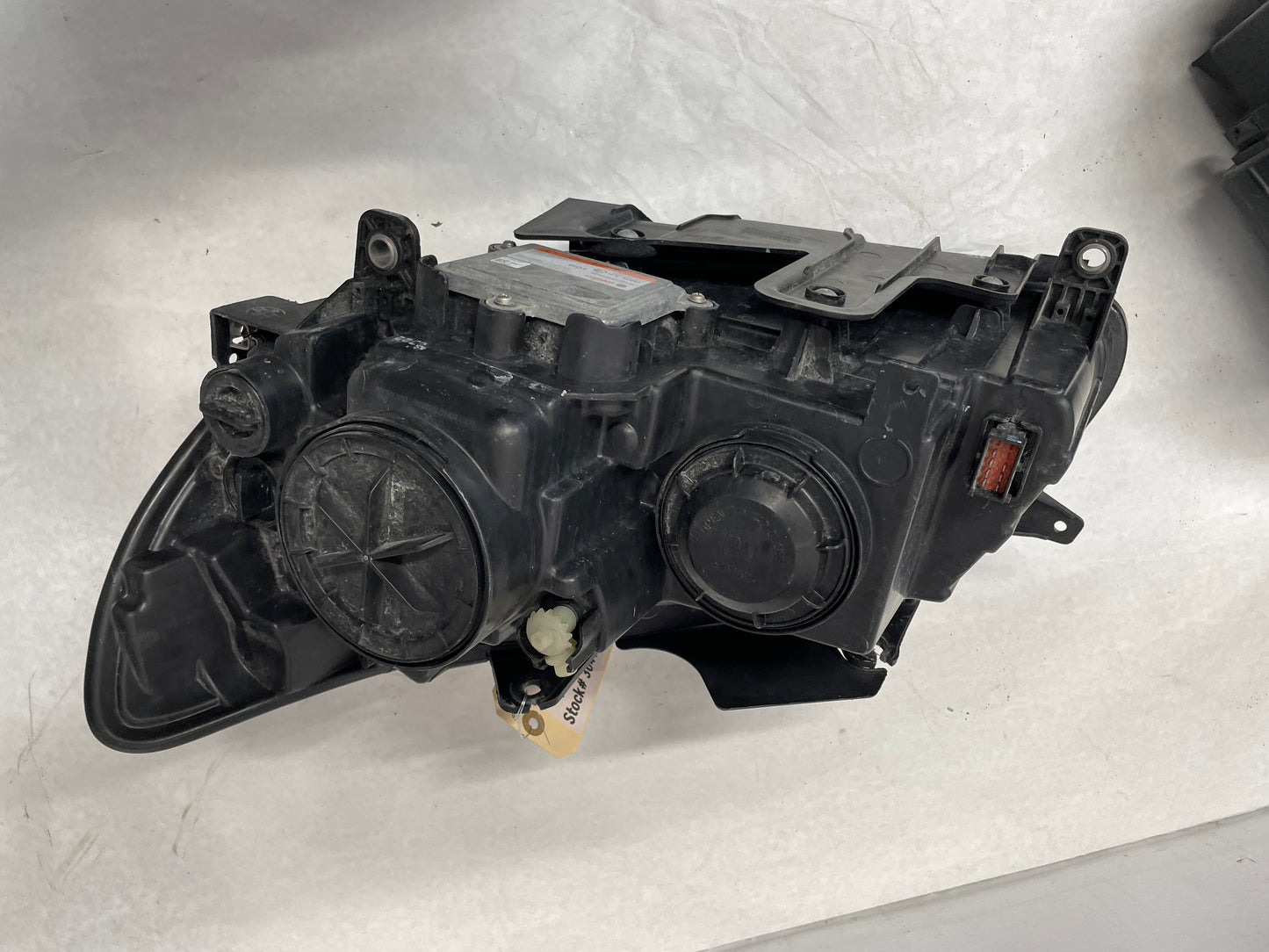 2017 Chevy SS Sedan RH Passenger Head Light Lamp Headlight OEM