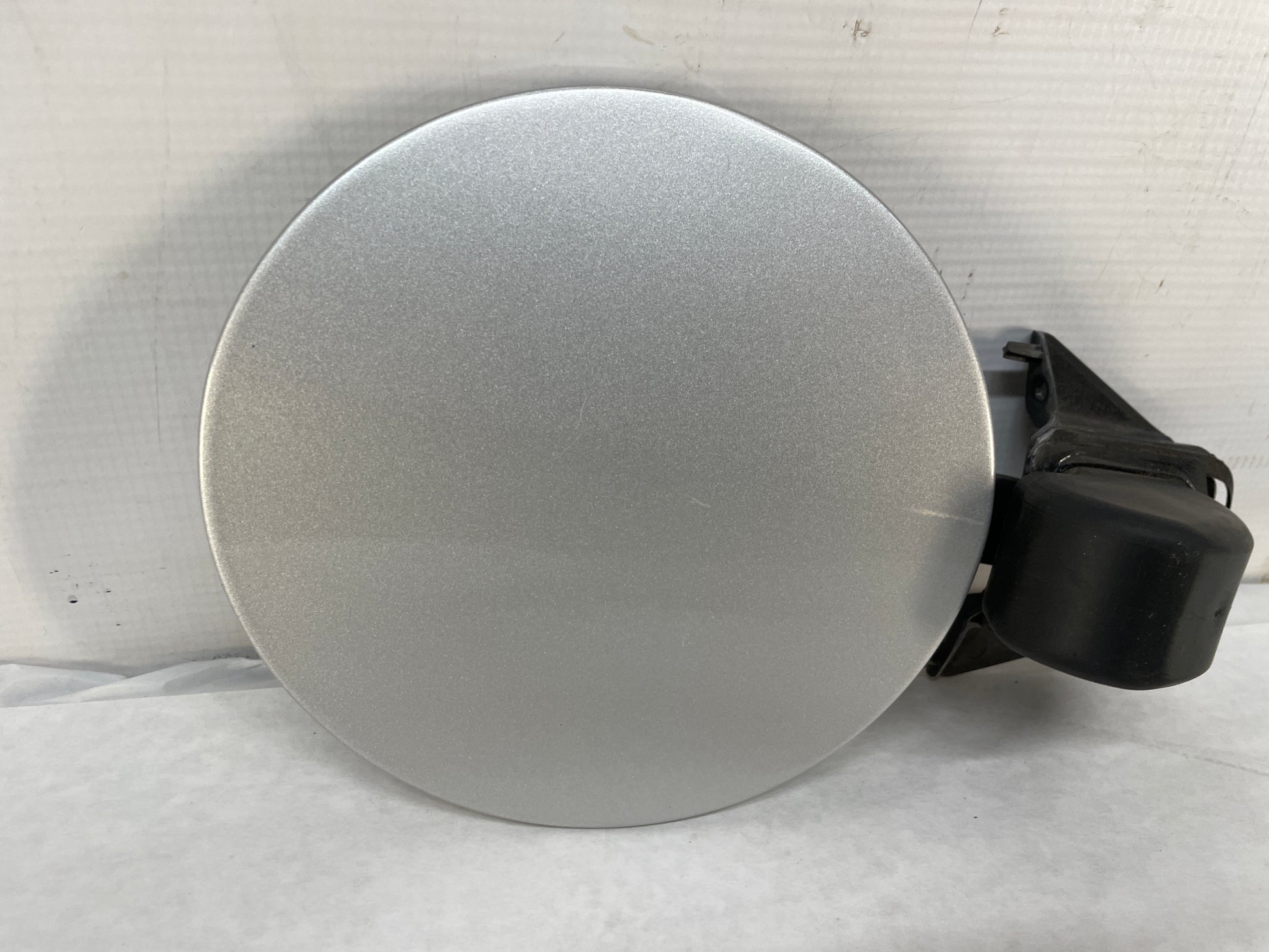 2013 Chevy Caprice PPV Fuel Gas Cover Lid Door OEM - Day's Parts Yard