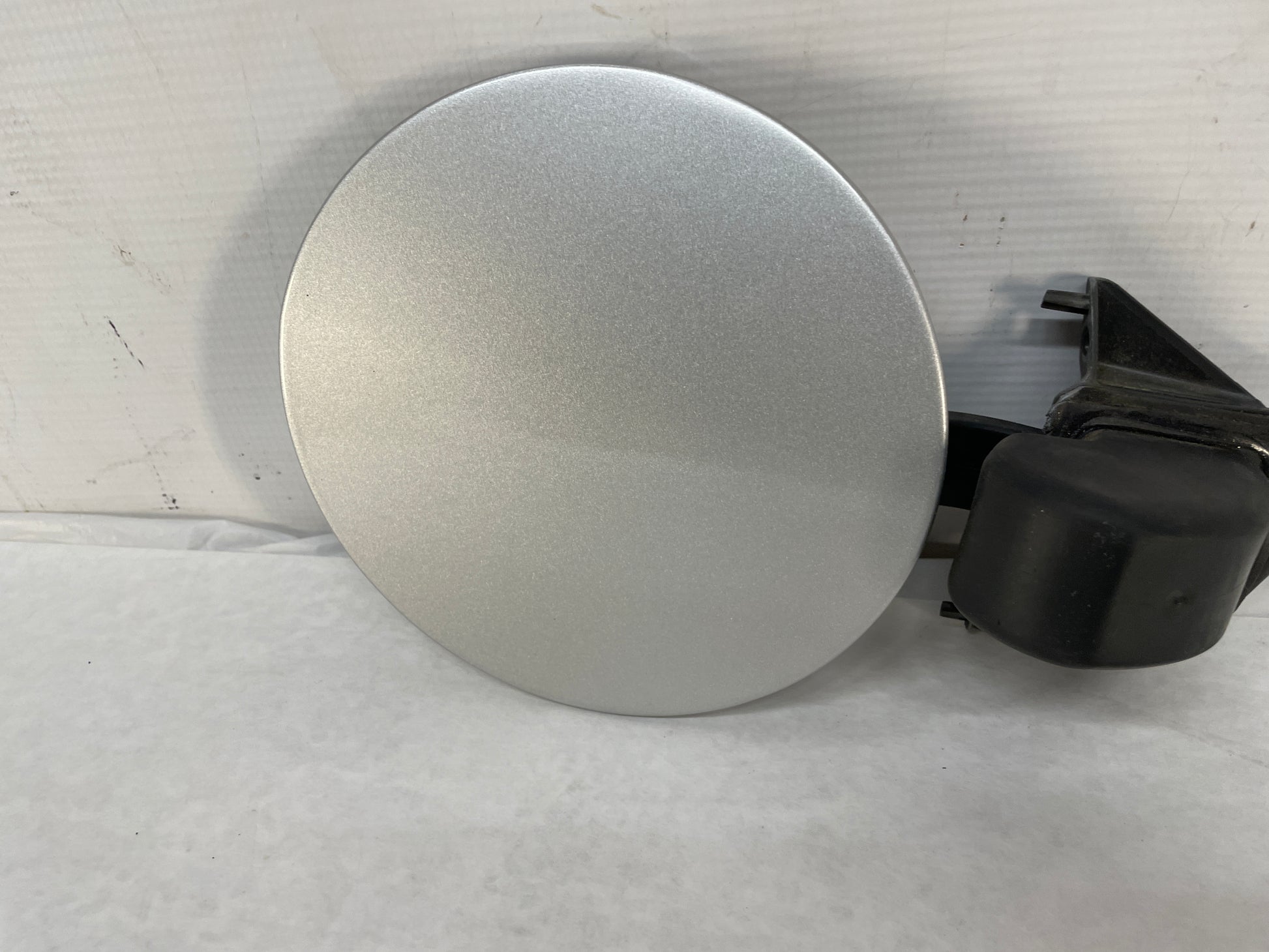 2013 Chevy Caprice PPV Fuel Gas Cover Lid Door OEM - Day's Parts Yard
