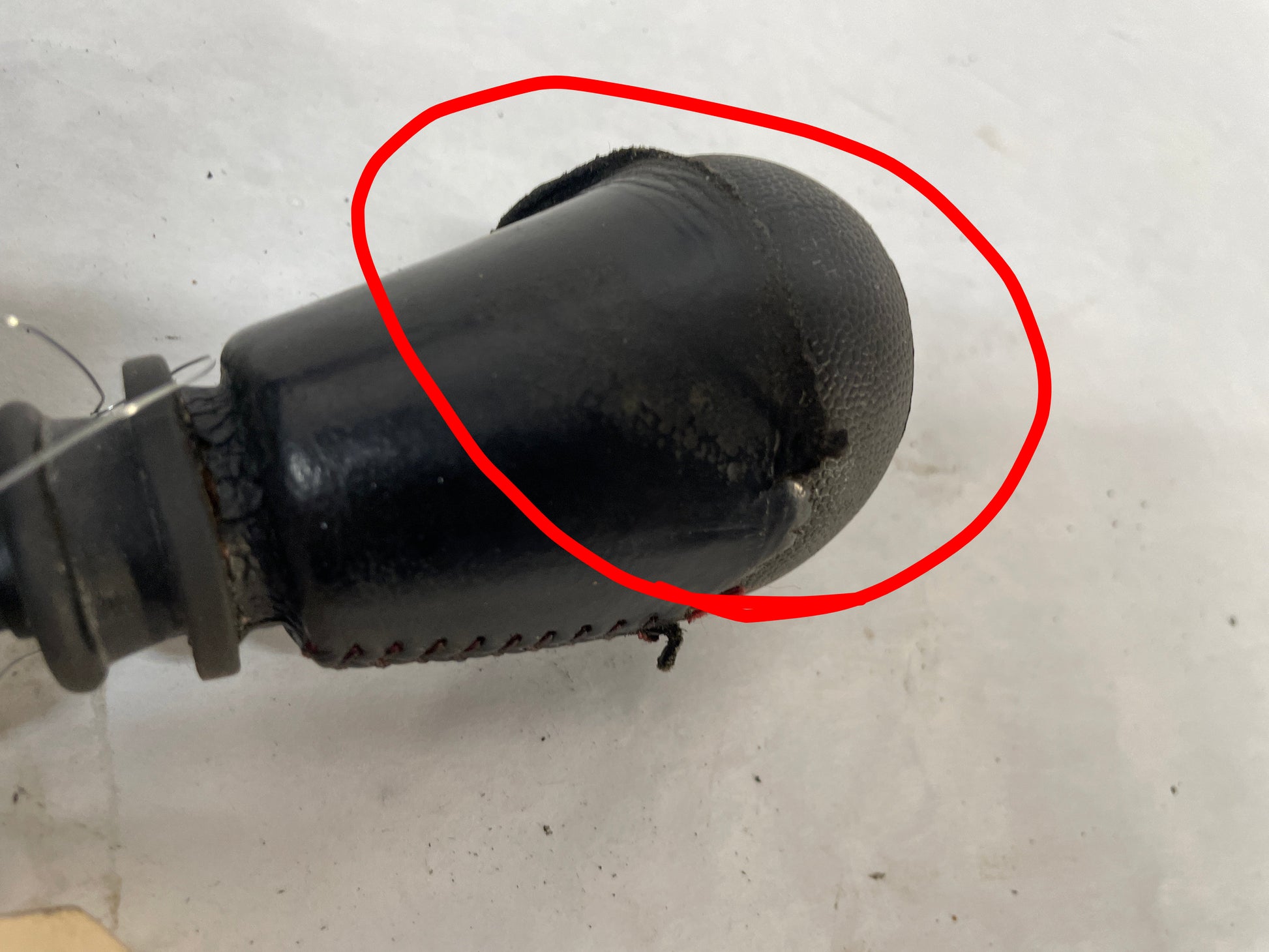 2004 Pontiac GTO Shifter Knob w/ Boot Black Leather OEM - Day's Parts Yard