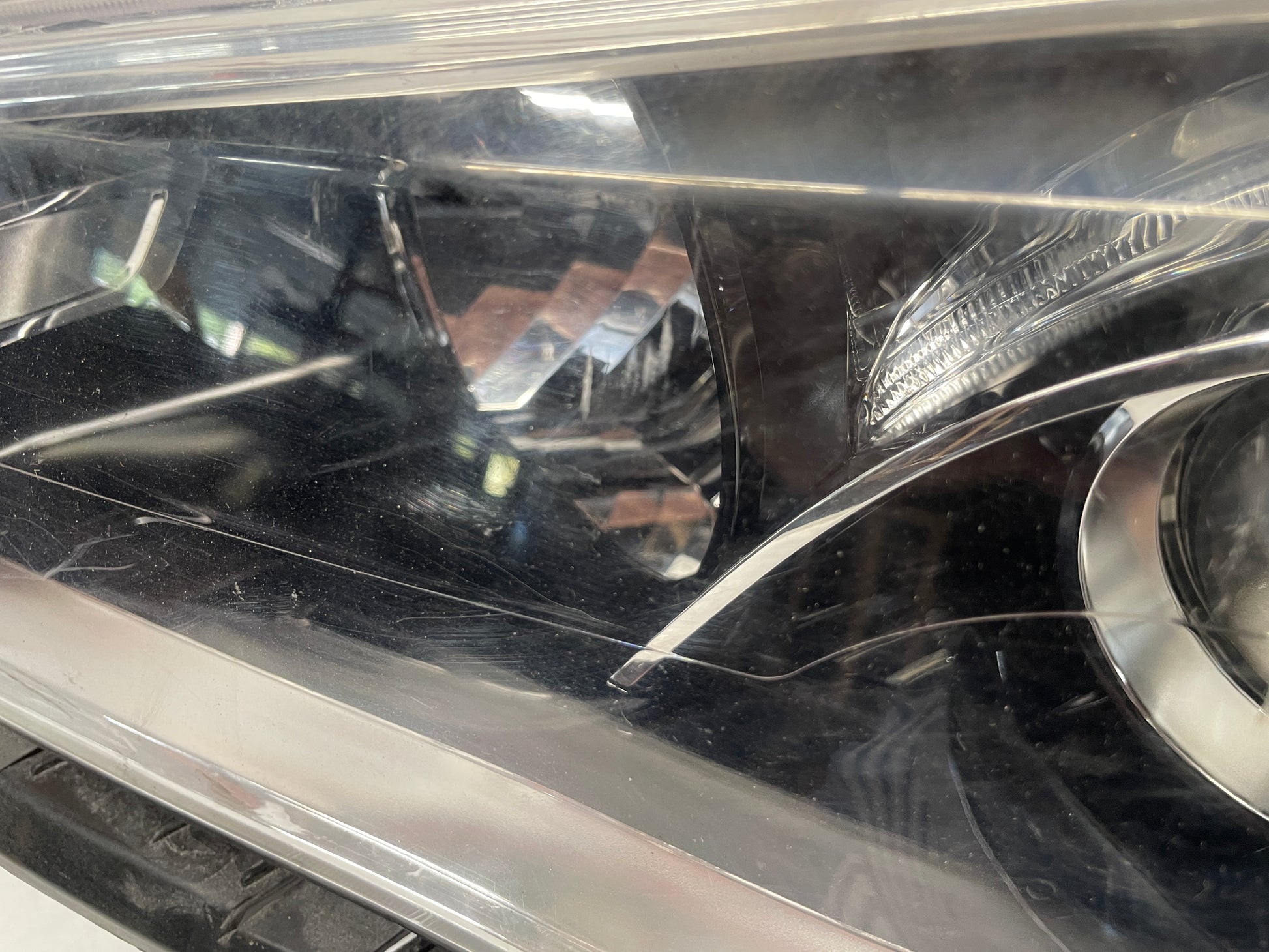 2017 Chevy SS Sedan LH Driver Head Light Lamp Headlight OEM - Day's Parts Yard