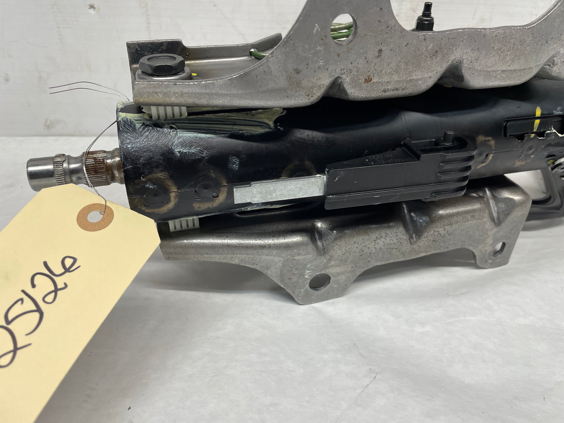 2013 Chevy Camaro ZL1 Steering Column Intermediate Shaft OEM - Day's Parts Yard