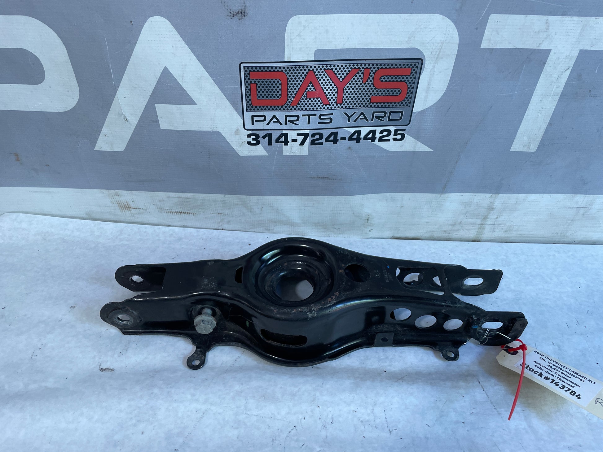 2018 Chevy Camaro ZL1 Rear RH Passenger Suspension Lower Control Arm OEM - Day's Parts Yard