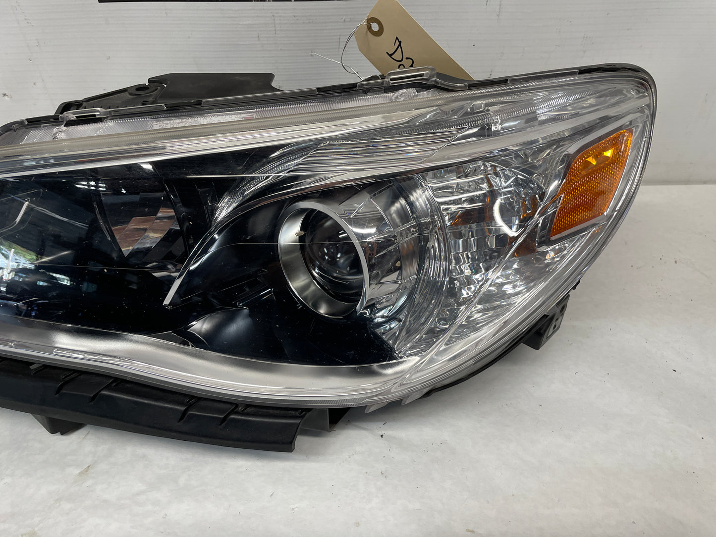 2016 Chevy SS Sedan LH Driver Head Light Lamp Headlight OEM - Day's Parts Yard
