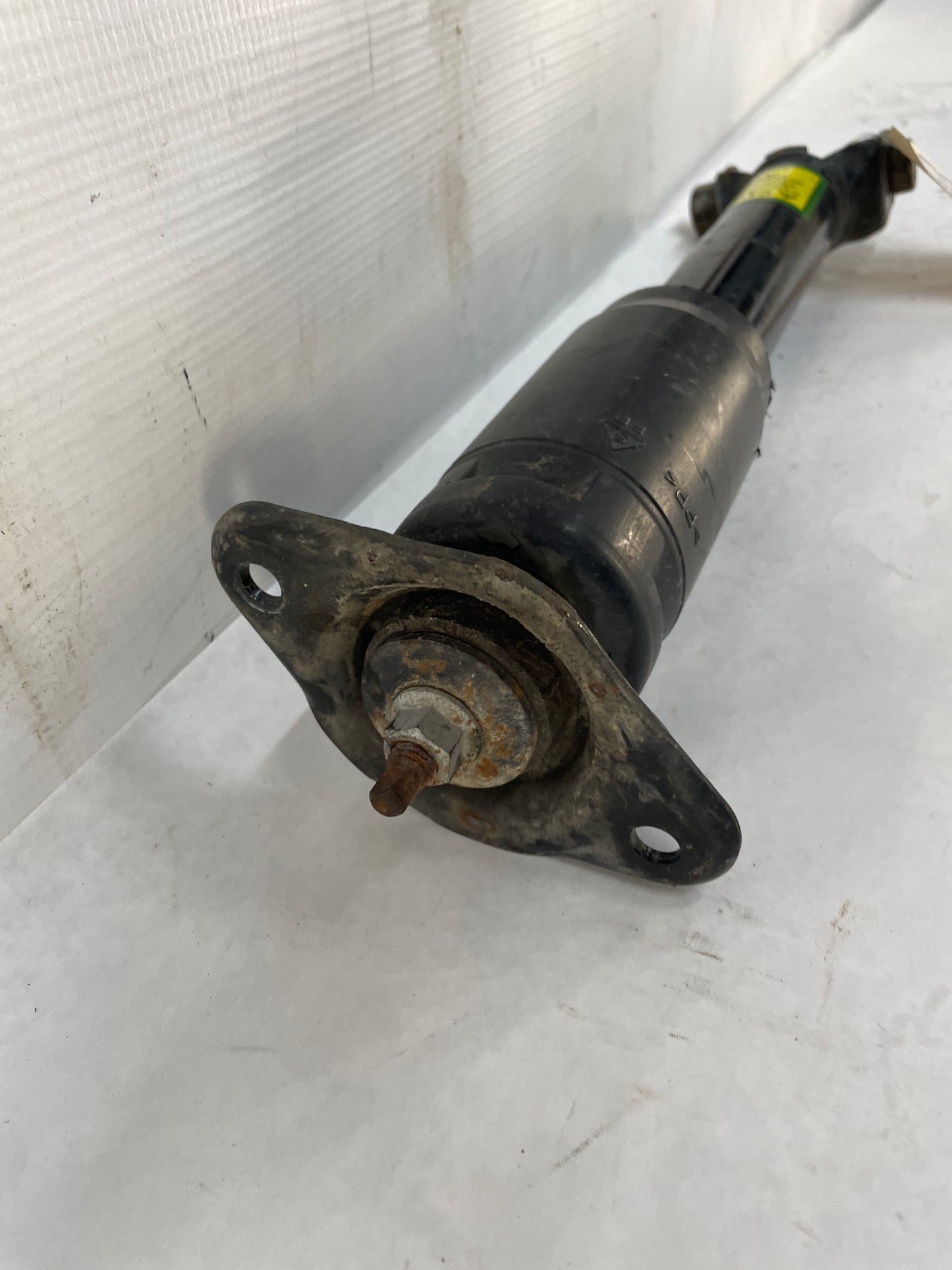 2004 Chevy C5 Corvette Z06 Rear Suspension Shock Absorber Strut OEM - Day's Parts Yard