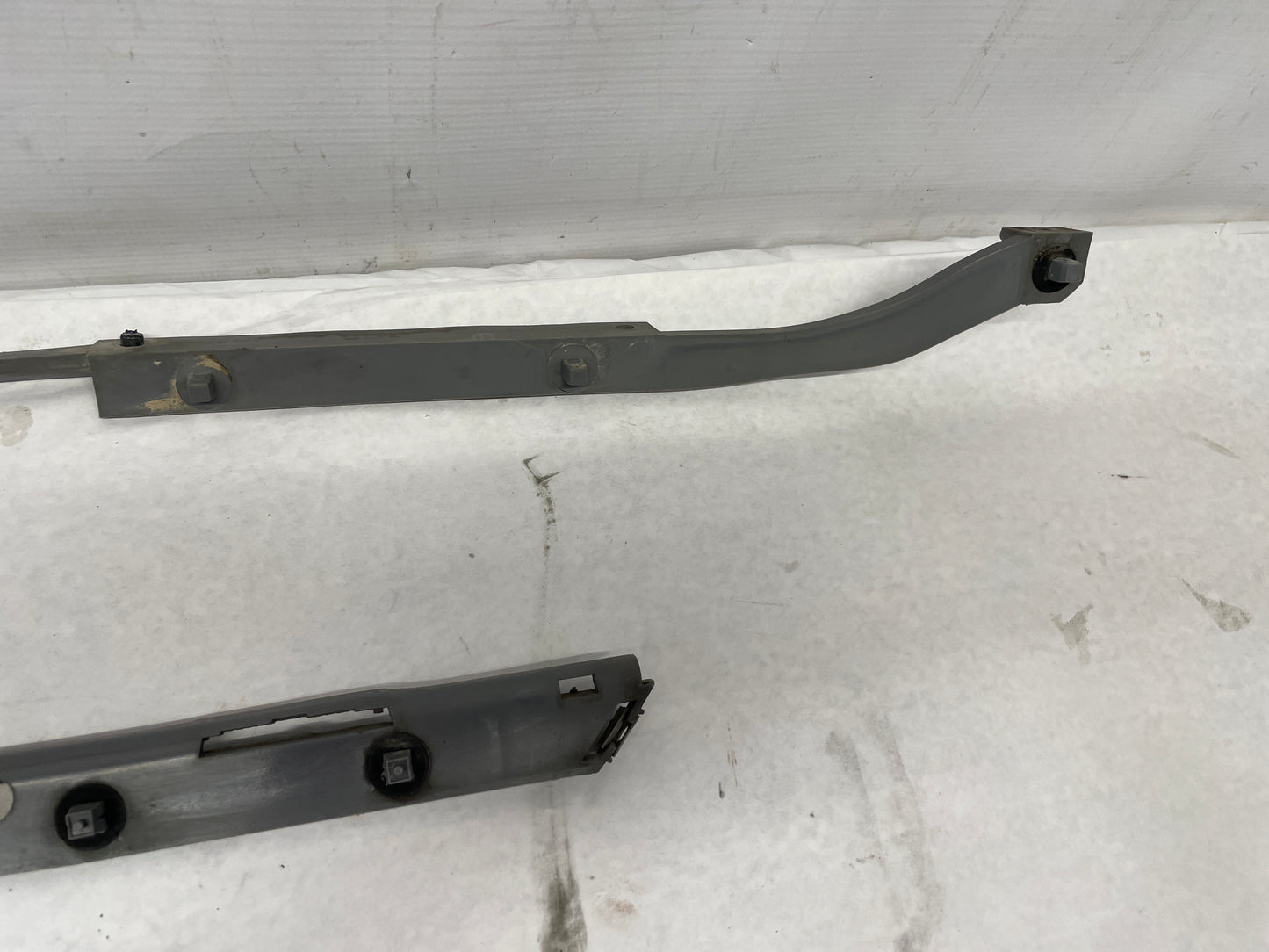 2005 Pontiac GTO RH & LH Rear Bumper Brackets Guides OEM - Day's Parts Yard