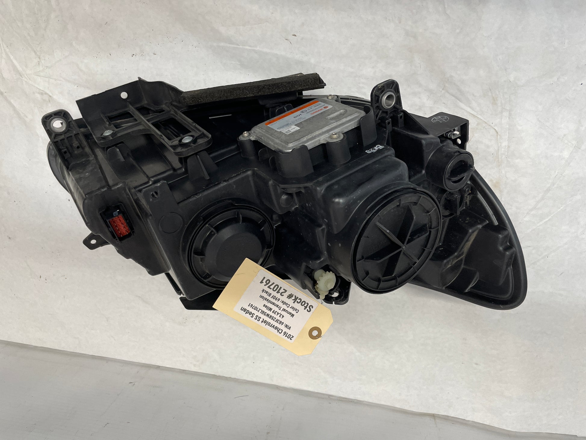 2016 Chevy SS Sedan LH Driver Head Light Lamp Headlight OEM - Day's Parts Yard