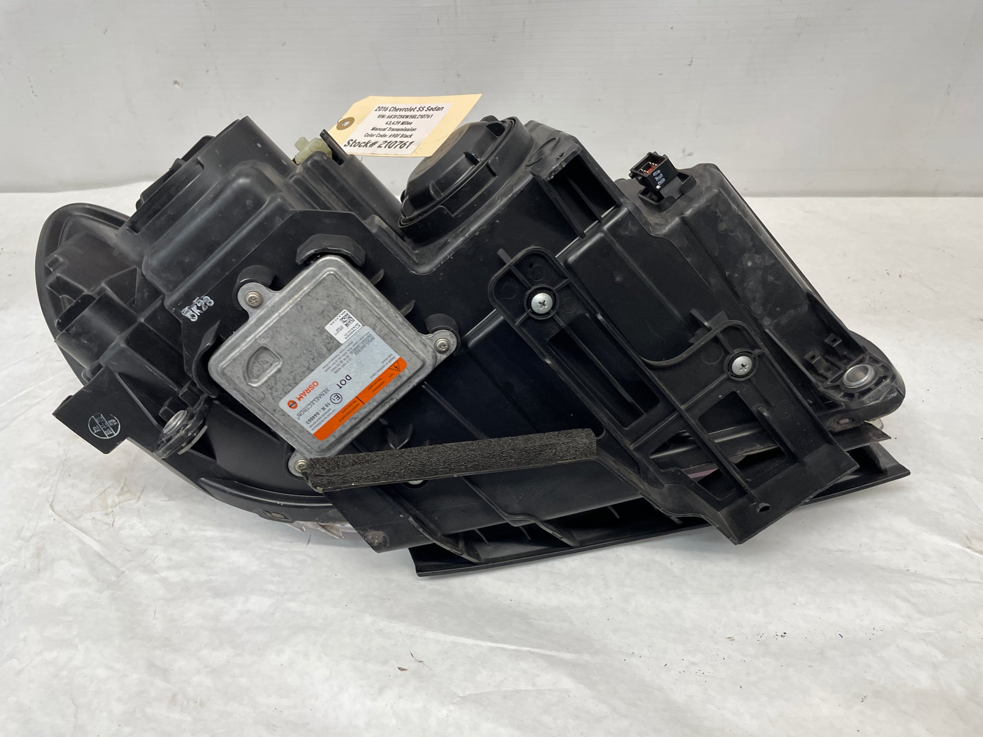 2016 Chevy SS Sedan LH Driver Head Light Lamp Headlight OEM - Day's Parts Yard