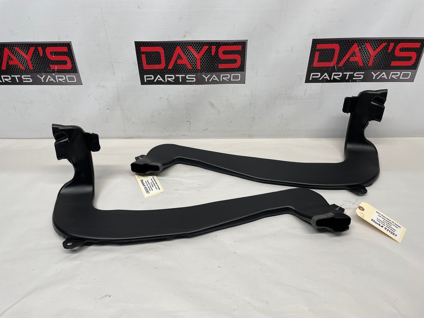 2014 Chevy SS Sedan RH & LH HVAC Carpet Vent Ducts OEM - Day's Parts Yard