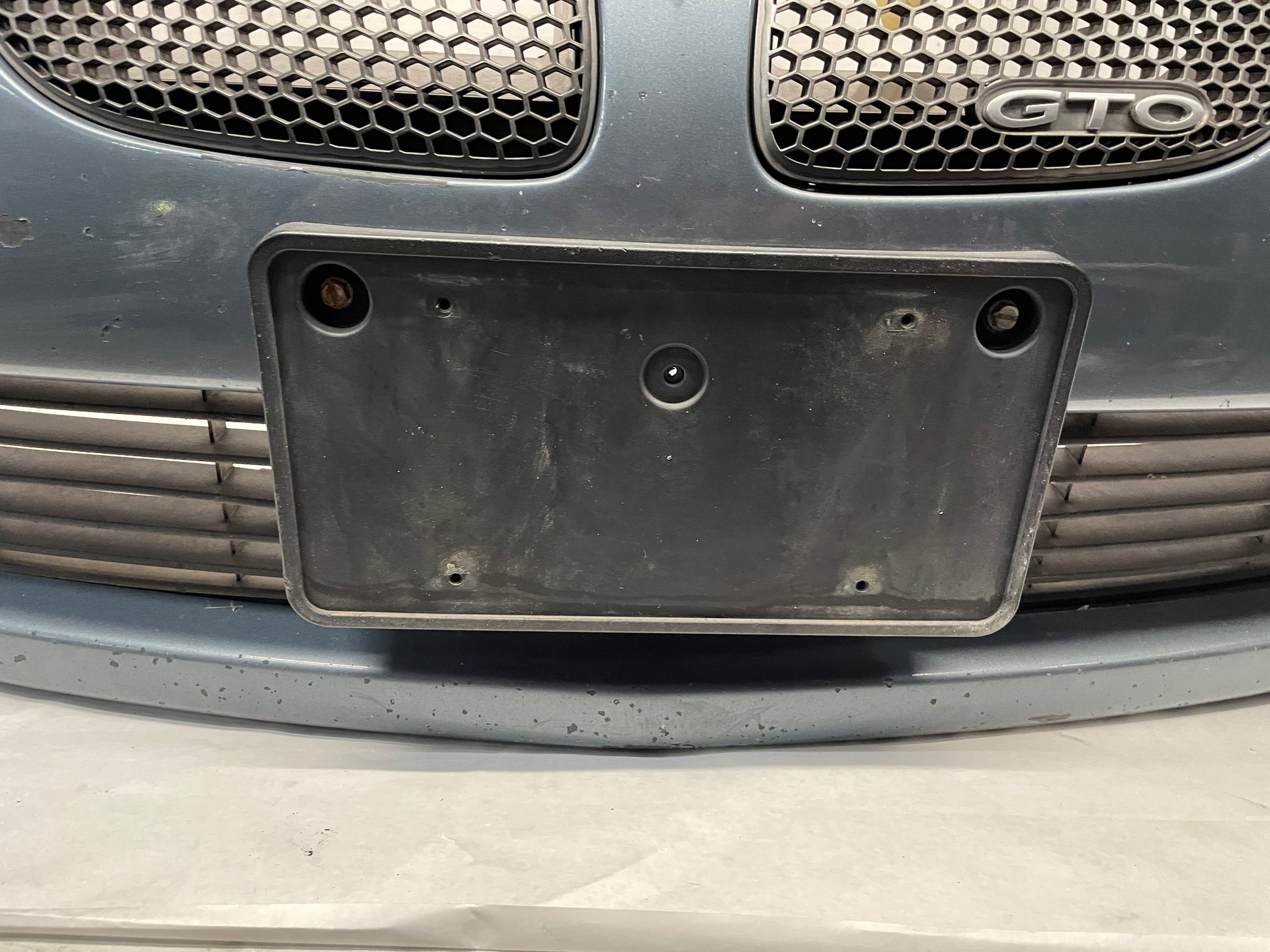 2006 Pontiac GTO Complete Rear Bumper Cover w/ Insert Valance Panel OEM - Day's Parts Yard