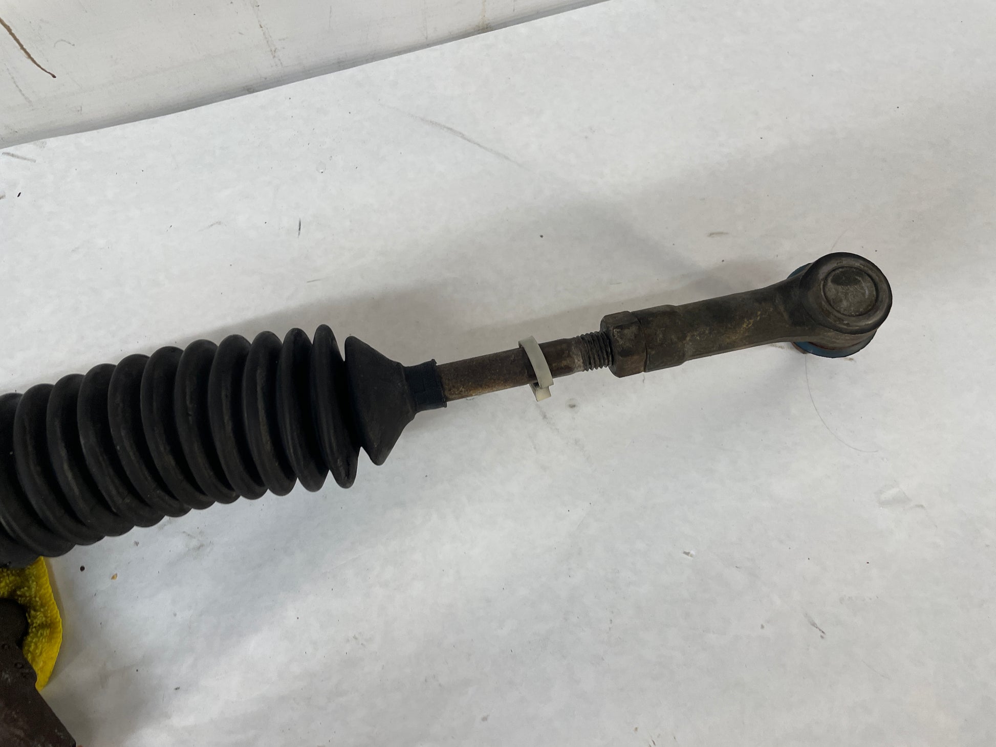 2004 Pontiac GTO Power Steering Rack and Pinion Gear OEM - Day's Parts Yard