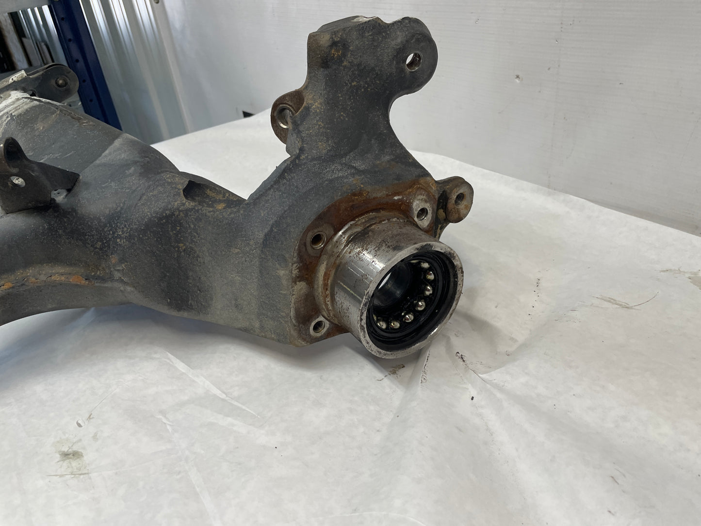 2005 Pontiac GTO RH Passenger Rear Suspension Trailing Control Arm OEM - Day's Parts Yard