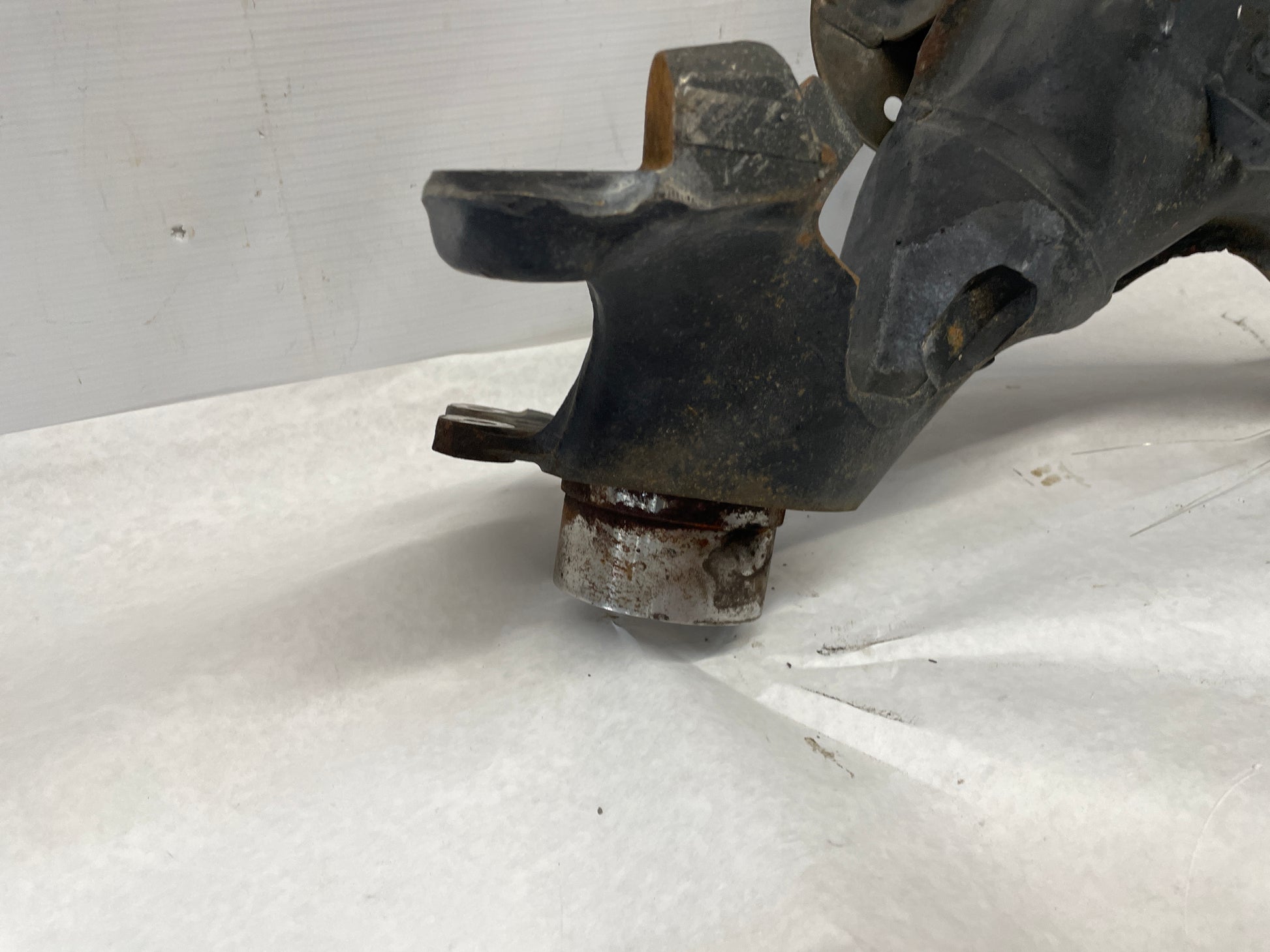 2005 Pontiac GTO LH Driver Rear Suspension Trailing Control Arm OEM - Day's Parts Yard