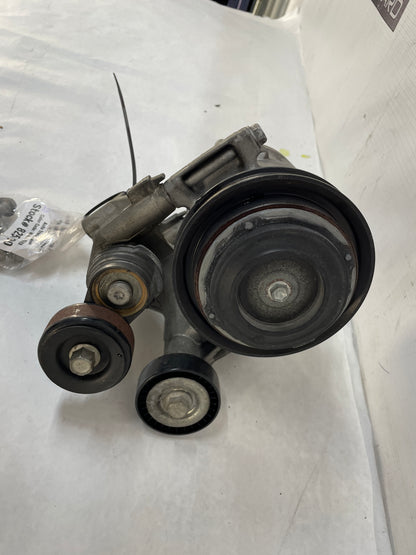 2013 Chevy Caprice AC A/C Air Conditioner Compressor w/ Bracket OEM - Day's Parts Yard