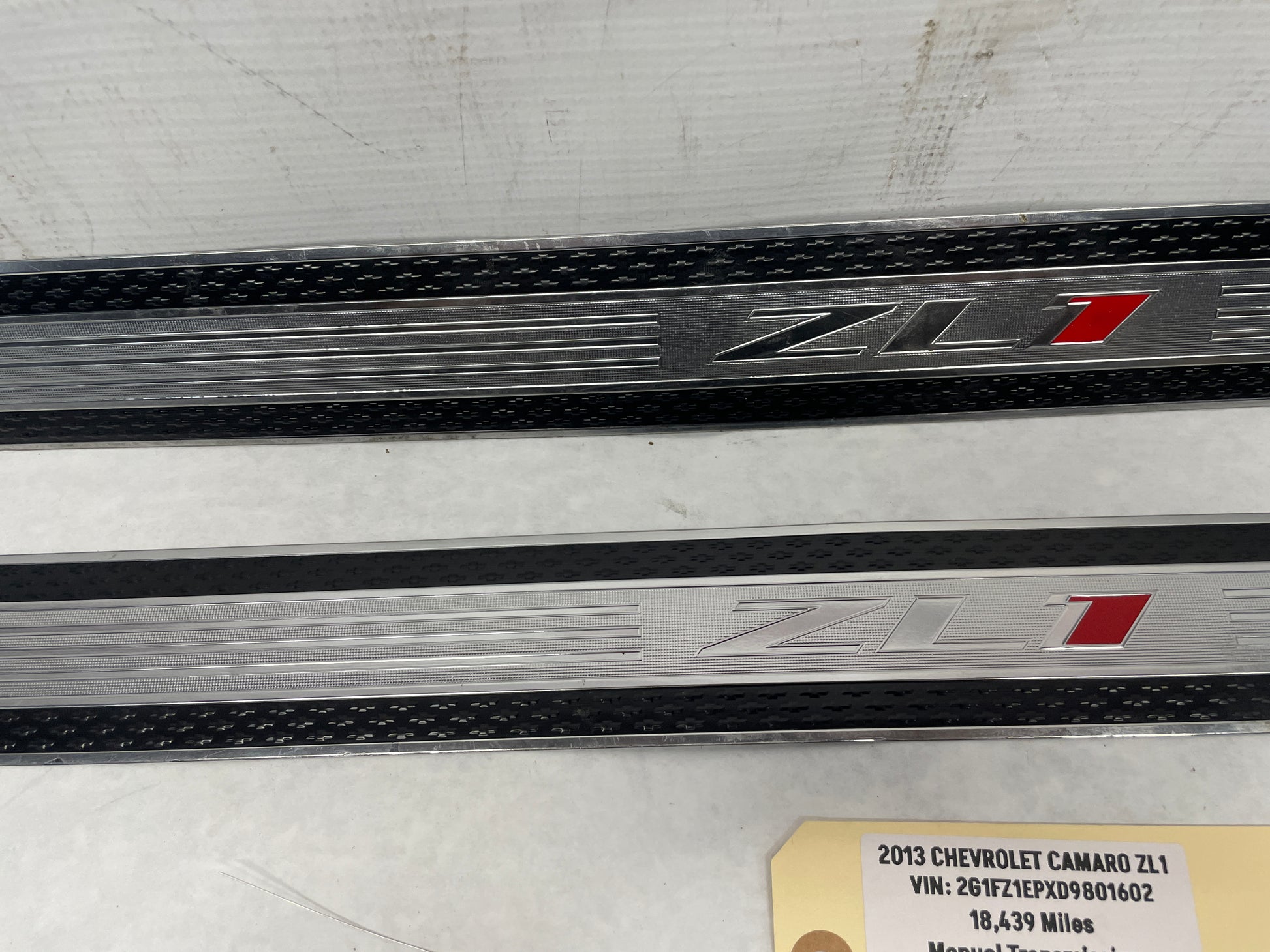 2013 Chevy Camaro ZL1 RH & LH Door Sill Scuff Plate Insert Strips OEM - Day's Parts Yard