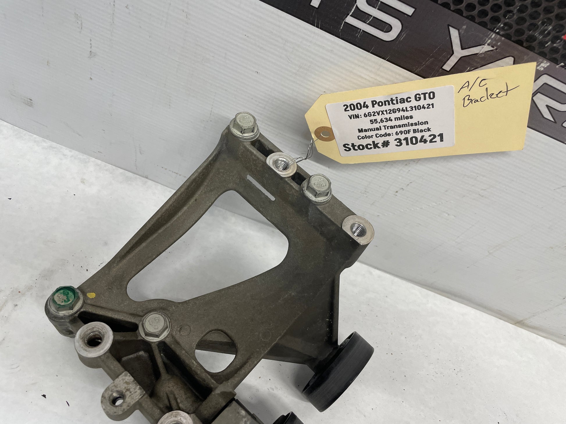 2004 Pontiac GTO AC A/C Air Conditioner Compressor Bracket Mount OEM - Day's Parts Yard