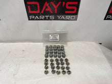 2005 Pontiac GTO Lug Nuts & Covers OEM - Day's Parts Yard