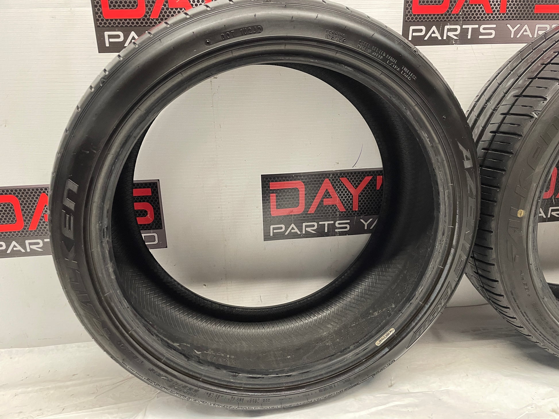 Falkin Azenis Tires 2 225/40ZR19 - Day's Parts Yard