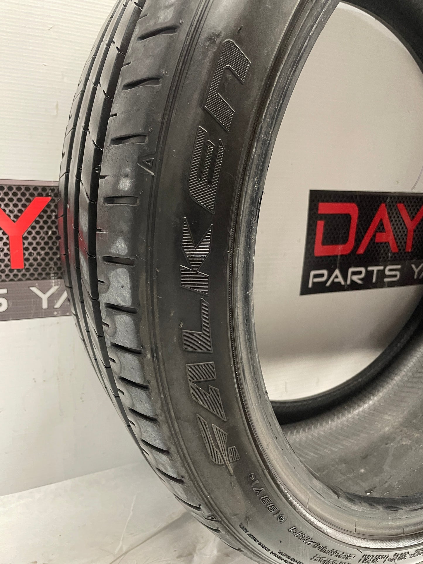 Falkin Azenis Tires 2 225/40ZR19 - Day's Parts Yard