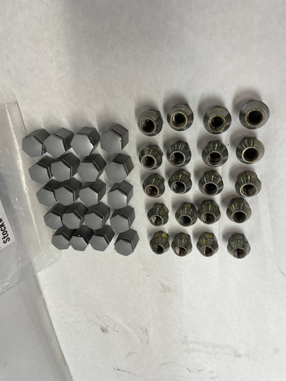2005 Pontiac GTO Lug Nuts & Covers OEM - Day's Parts Yard