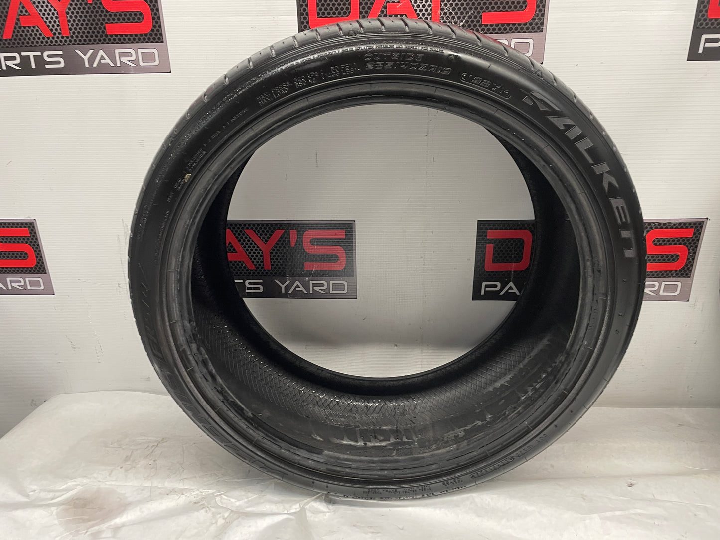 Falkin Azenis Tires 2 225/40ZR19 - Day's Parts Yard