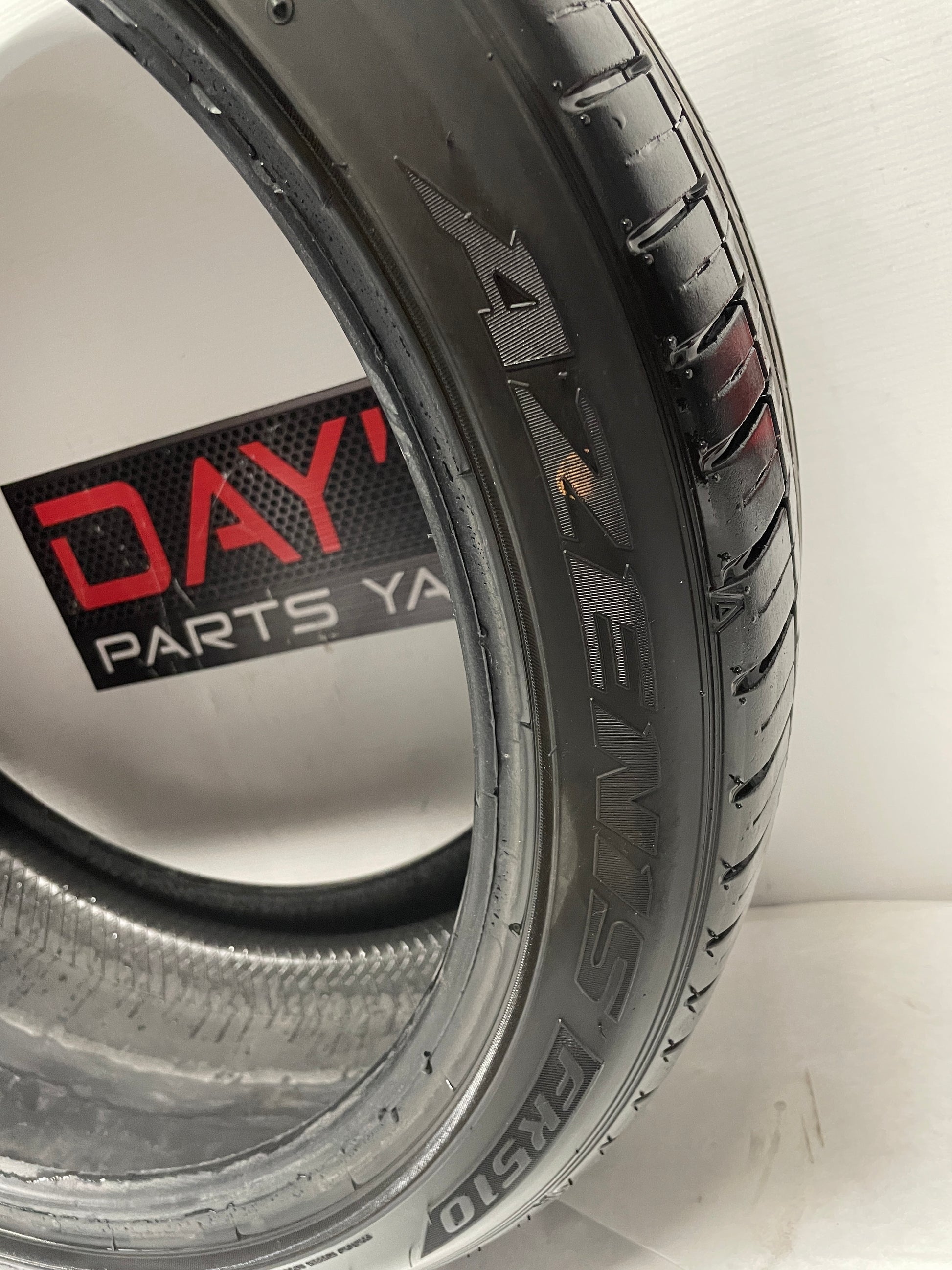 Falkin Azenis Tires 2 225/40ZR19 - Day's Parts Yard