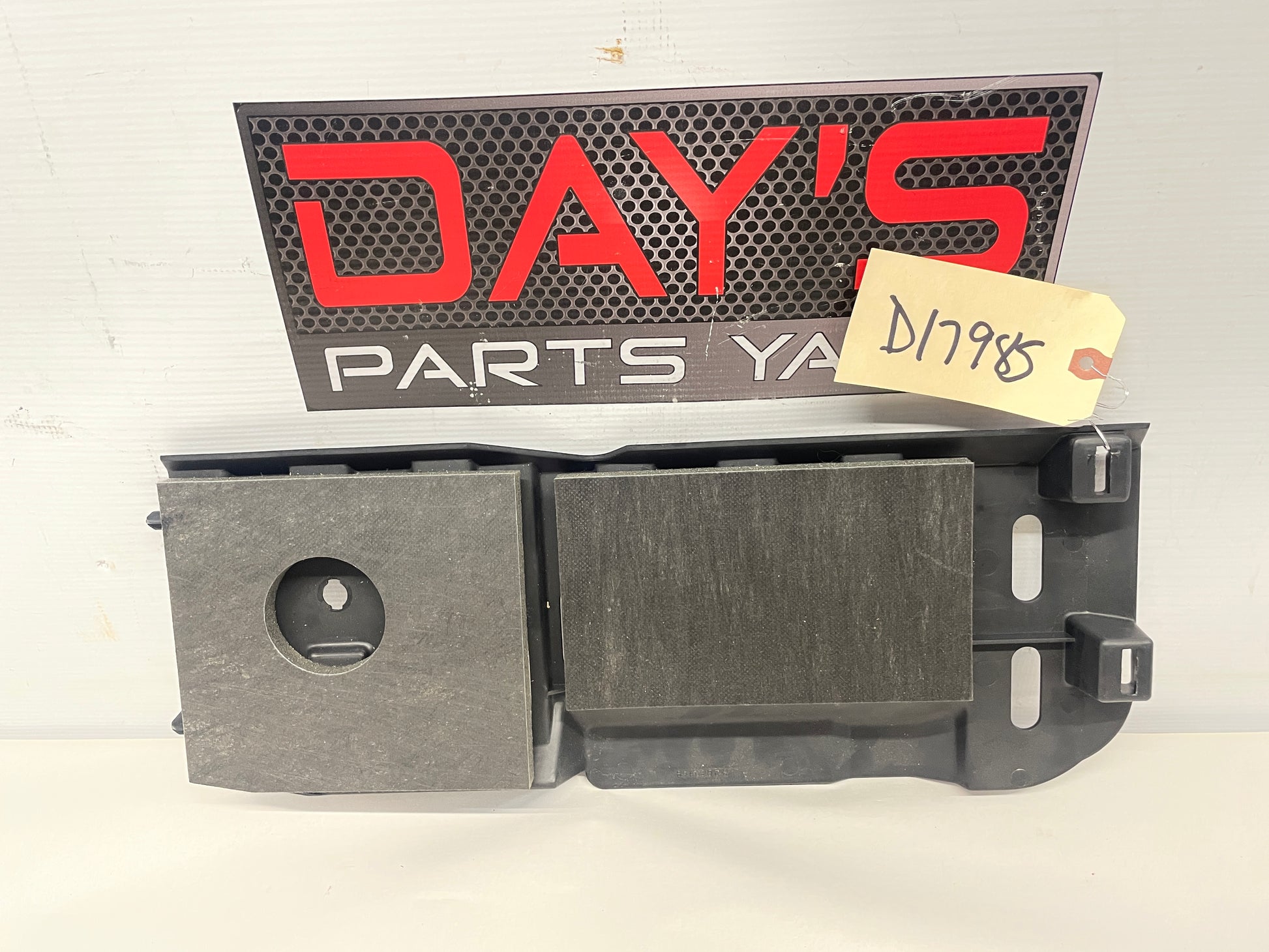 2004 Pontiac GTO Under Dash Cover OEM - Day's Parts Yard