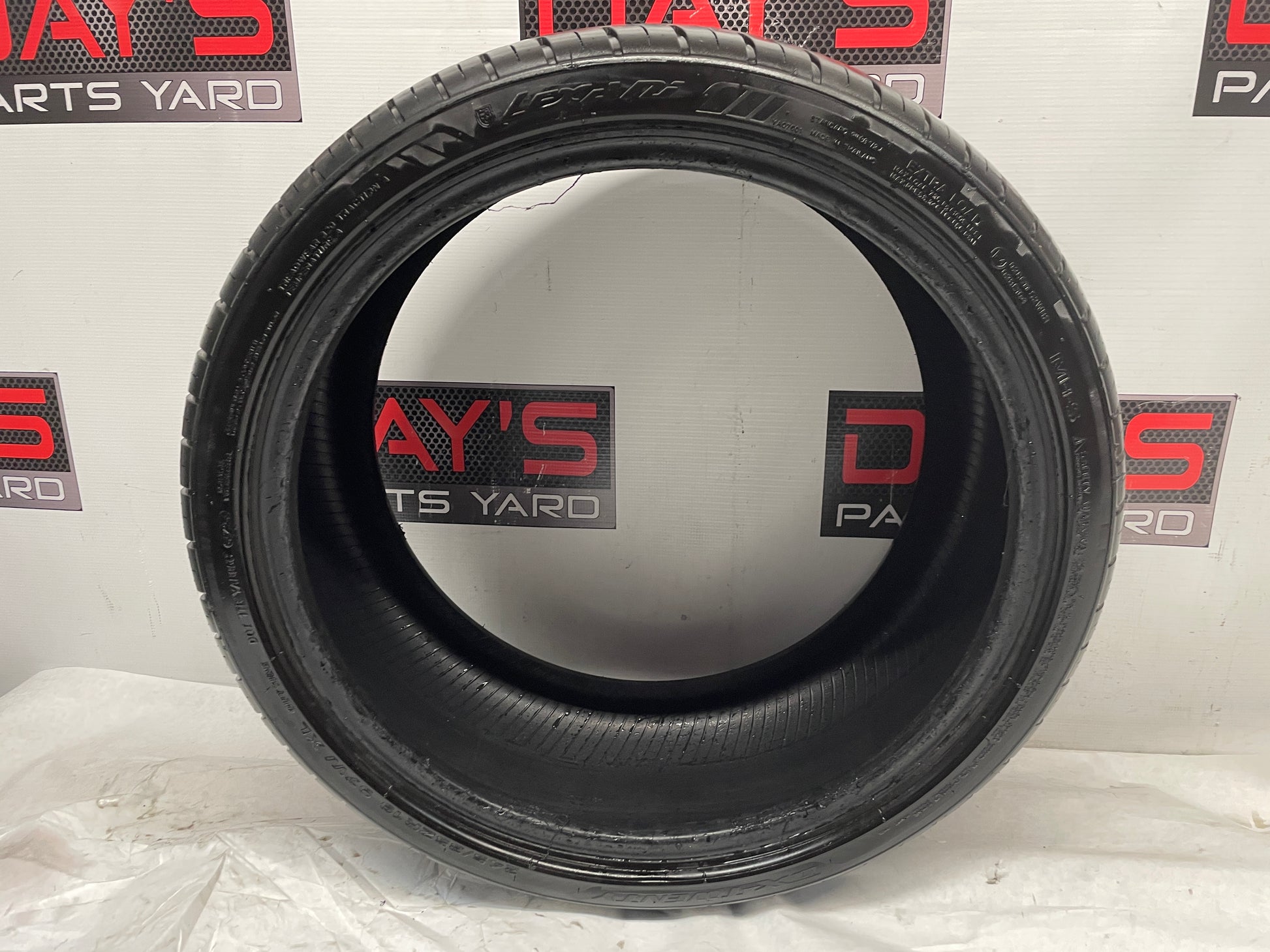 Lexani  LX Twenty Tires 2 245/35ZR19 - Day's Parts Yard