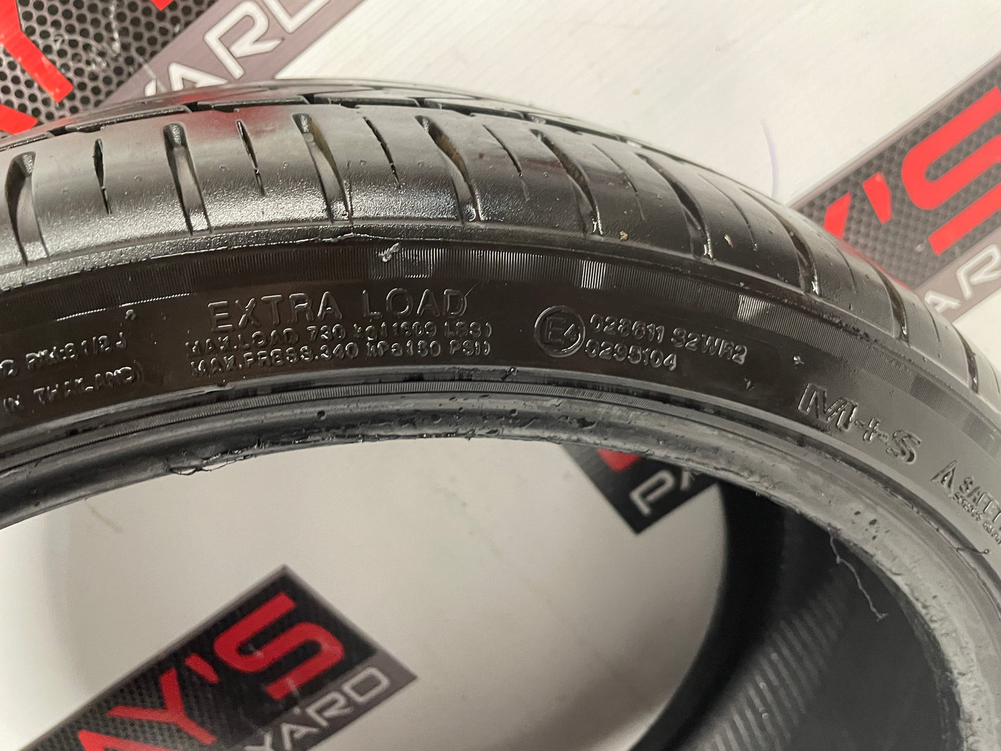 Lexani  LX Twenty Tires 2 245/35ZR19 - Day's Parts Yard