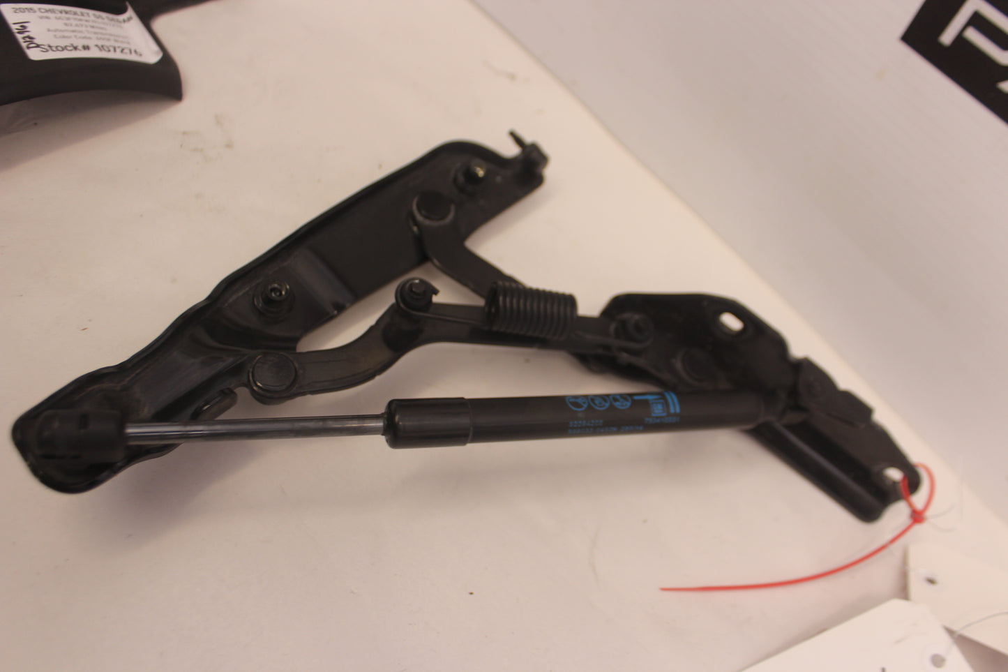 2015 Chevy SS Sedan Trunk Lid Hinges RH LH Set  OEM - Day's Parts Yard