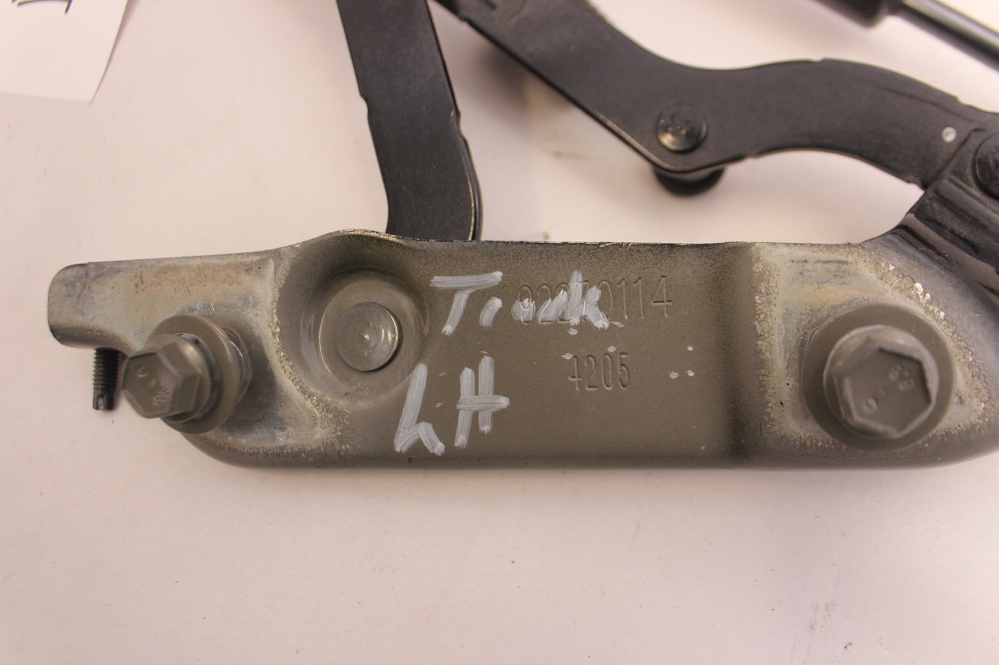 2015 Chevy SS Sedan Trunk Lid Hinges RH LH Set  OEM - Day's Parts Yard