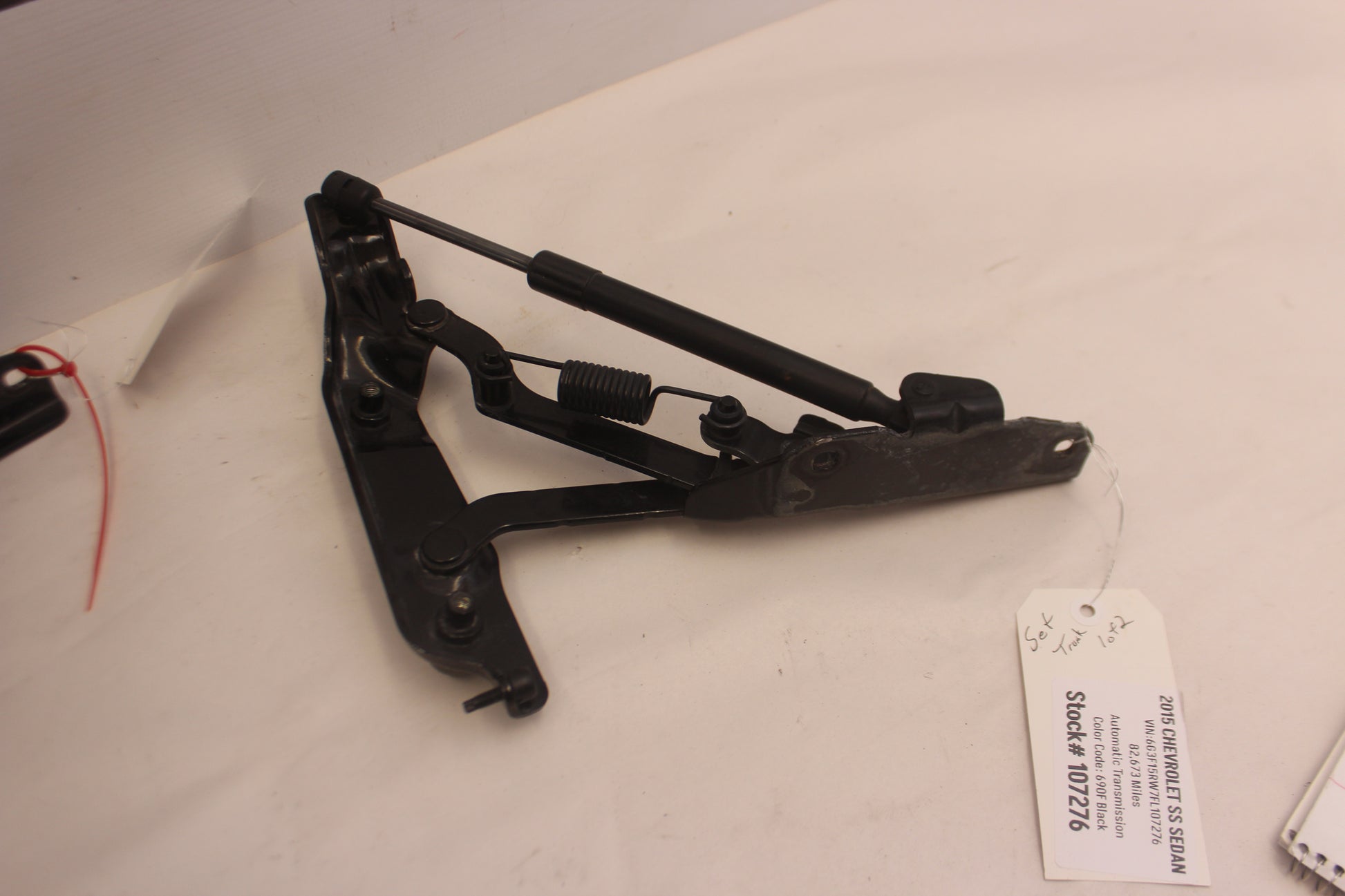 2015 Chevy SS Sedan Trunk Lid Hinges RH LH Set  OEM - Day's Parts Yard