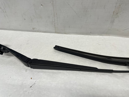 2013 Chevy Camaro ZL1 RH & LH Windshield Wiper Arms OEM - Day's Parts Yard
