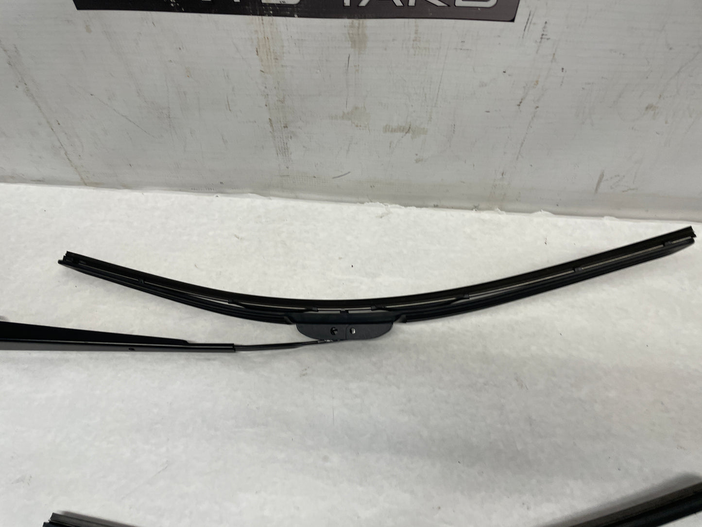 2013 Chevy Camaro ZL1 RH & LH Windshield Wiper Arms OEM - Day's Parts Yard