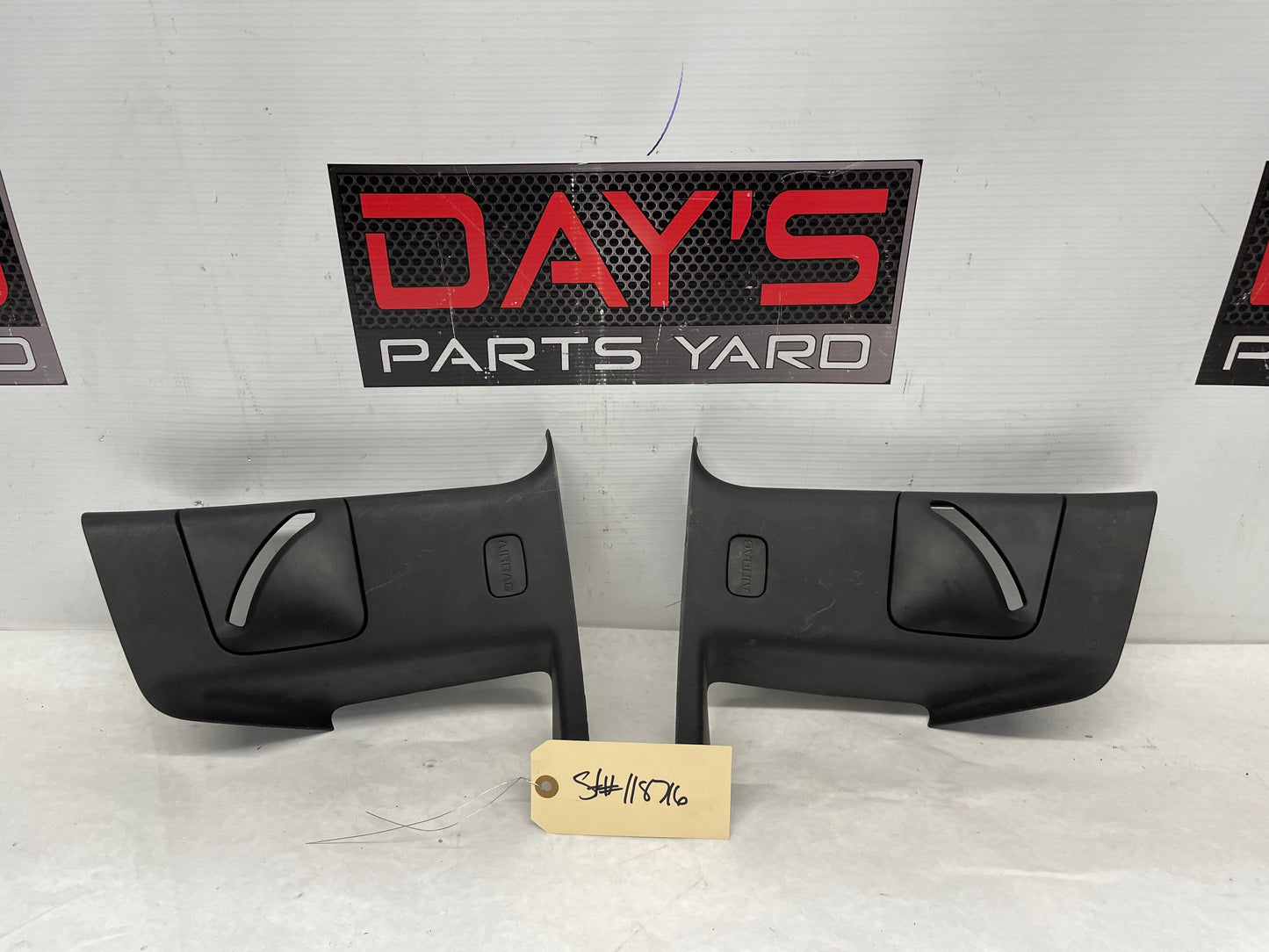 2017 Chevy Camaro SS RH & LH B Pillar Upper Seat Belt Trim Cover OEM