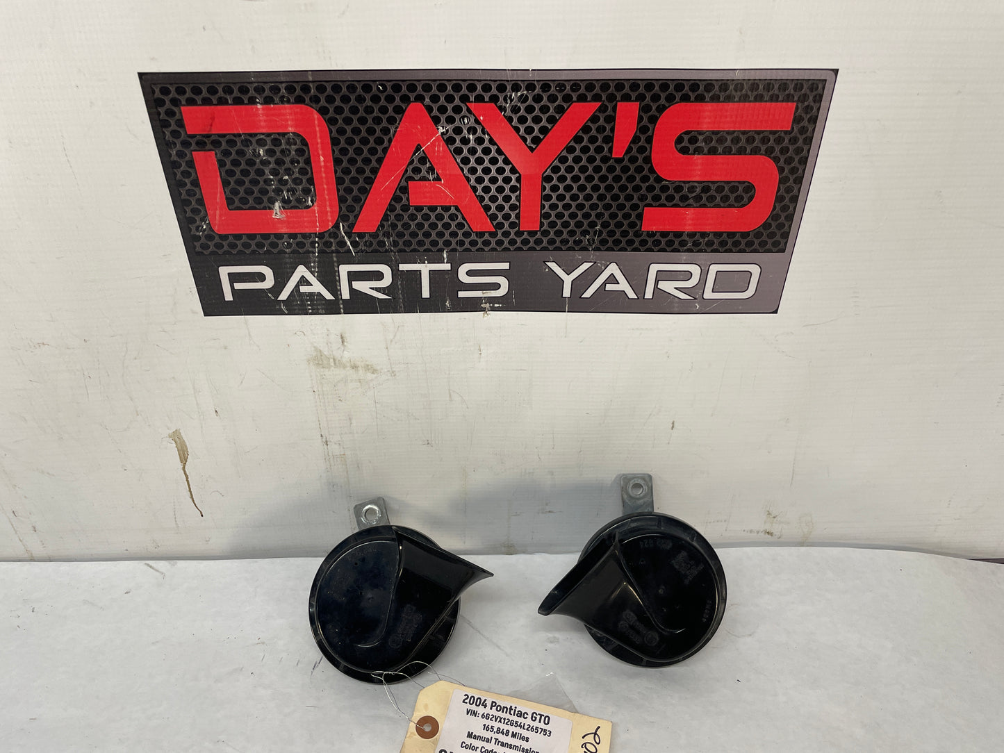 2004 Pontiac GTO Horn Set OEM - Day's Parts Yard