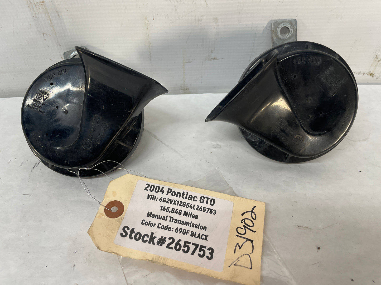 2004 Pontiac GTO Horn Set OEM - Day's Parts Yard