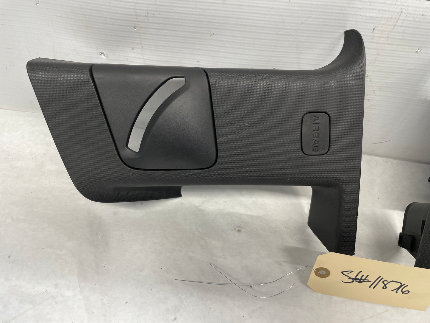 2017 Chevy Camaro SS RH & LH B Pillar Upper Seat Belt Trim Cover OEM