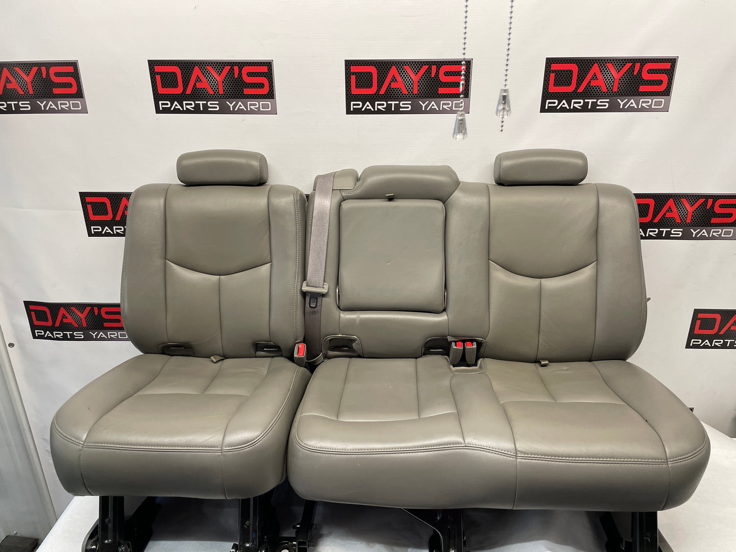 2005 Chevy Avalanche Seats Front and Rear Gray Grey Leather OEM - Day's Parts Yard