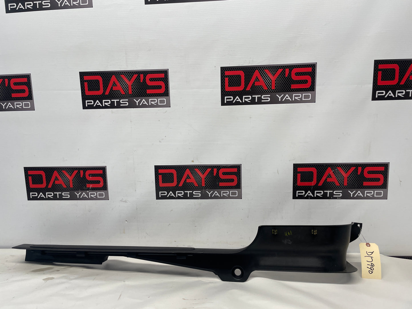 2004 Pontiac GTO LH Driver Interior Door Sill Trim Cover Panel OEM - Day's Parts Yard