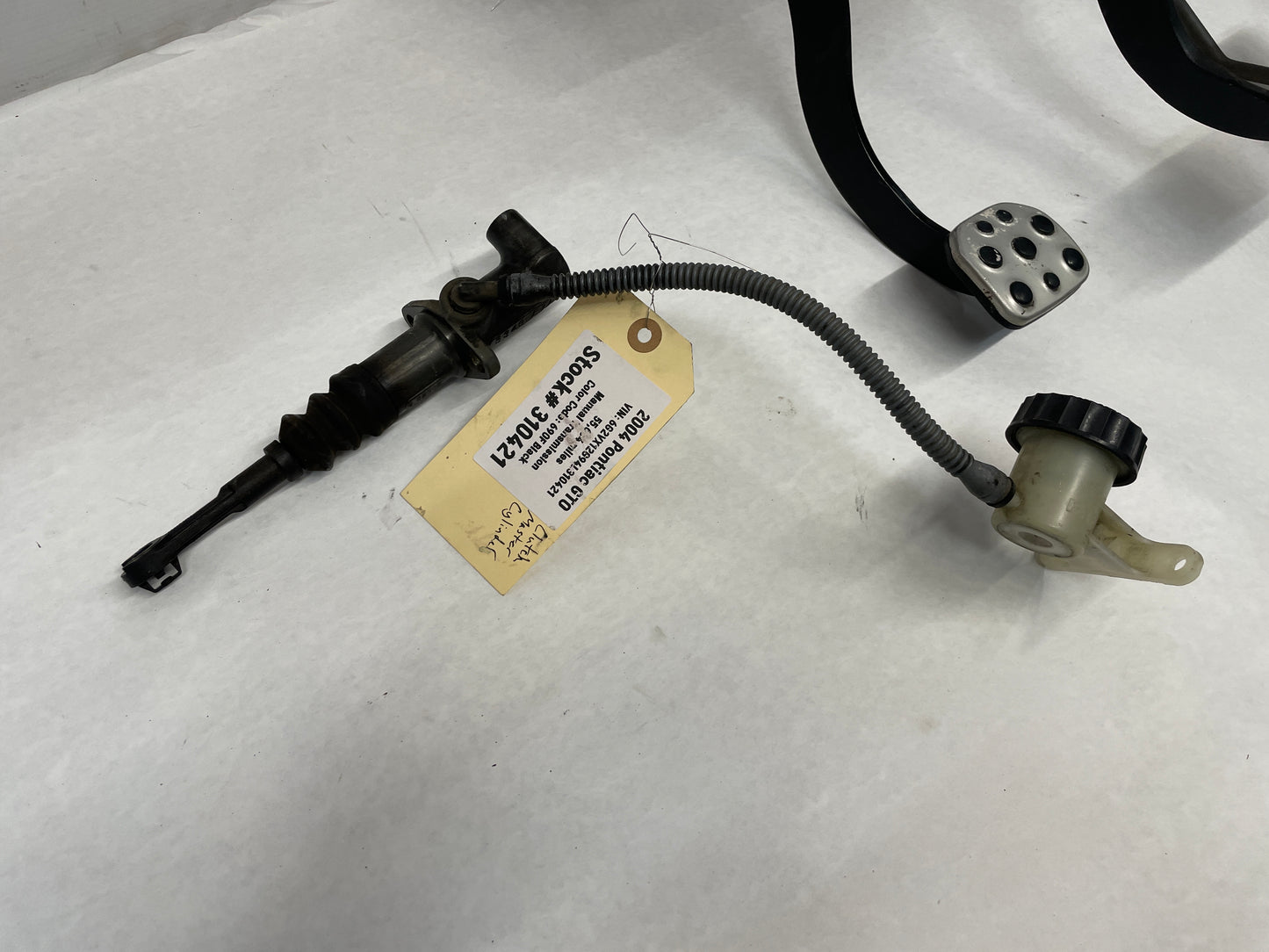 2004 Pontiac GTO Complete Peddle Assembly w/ Clutch Master Cylinder & Line OEM - Day's Parts Yard