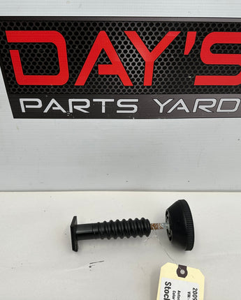 2009 Pontiac G8 GT Spare Wheel Stowage Retainer Nut Screw Bolt OEM