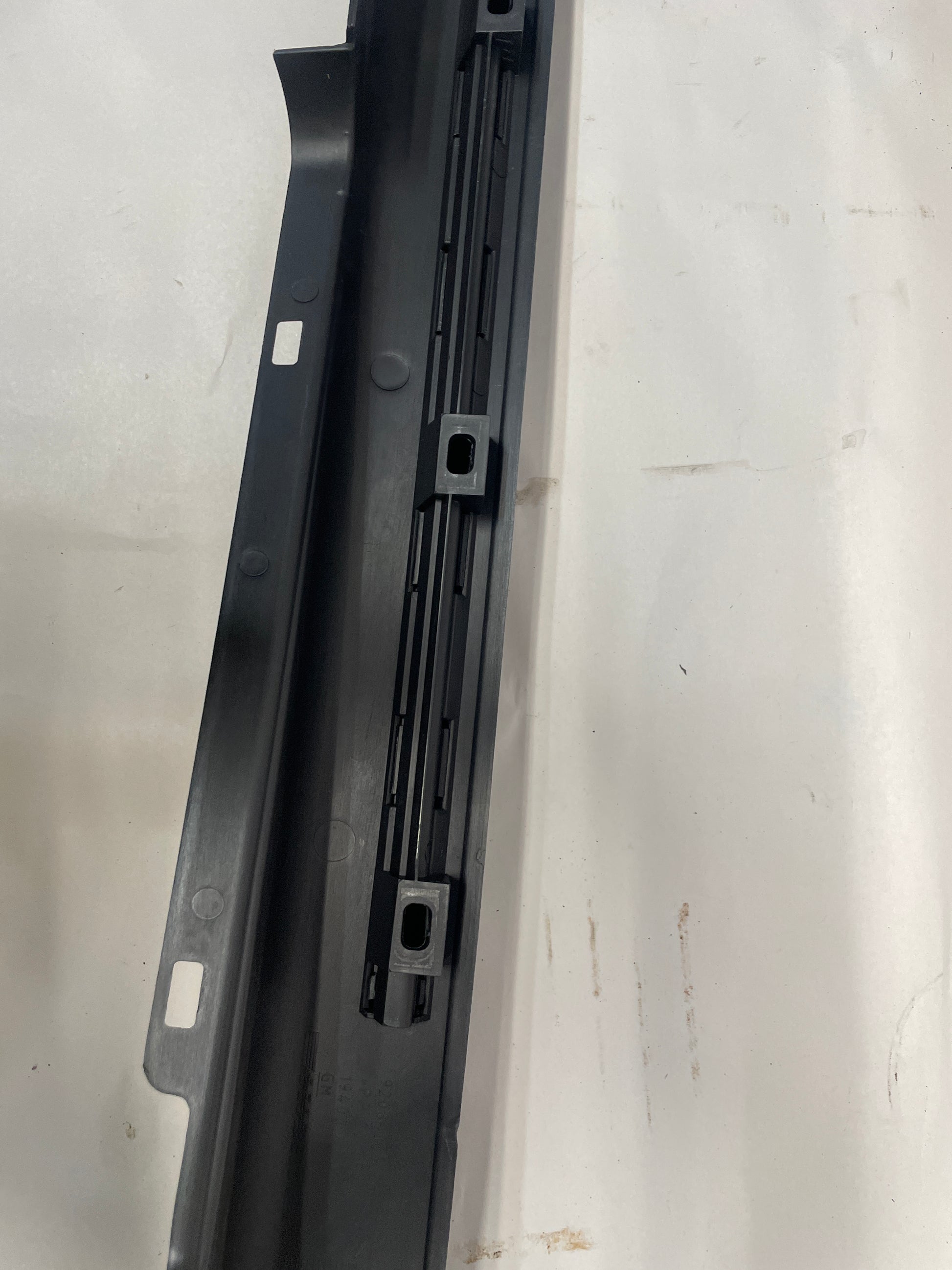 2004 Pontiac GTO LH Driver Interior Door Sill Trim Cover Panel OEM - Day's Parts Yard