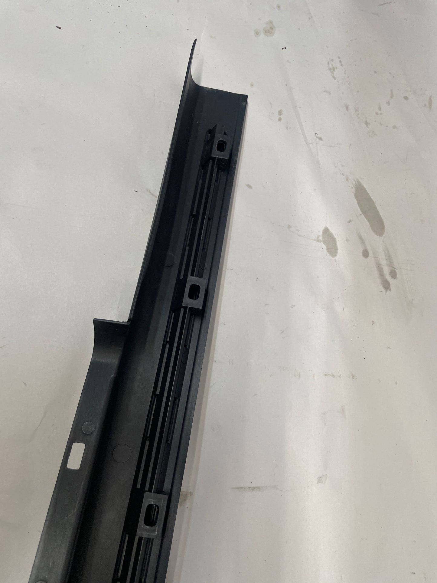 2004 Pontiac GTO LH Driver Interior Door Sill Trim Cover Panel OEM - Day's Parts Yard