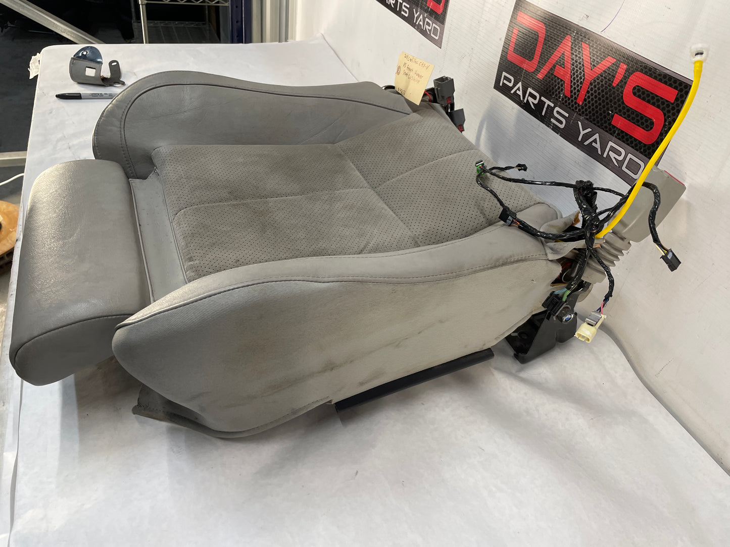 2011 Cadillac CTS-V RH Passenger Front Lower Recaro Seat Bottom Cushion Cover OEM