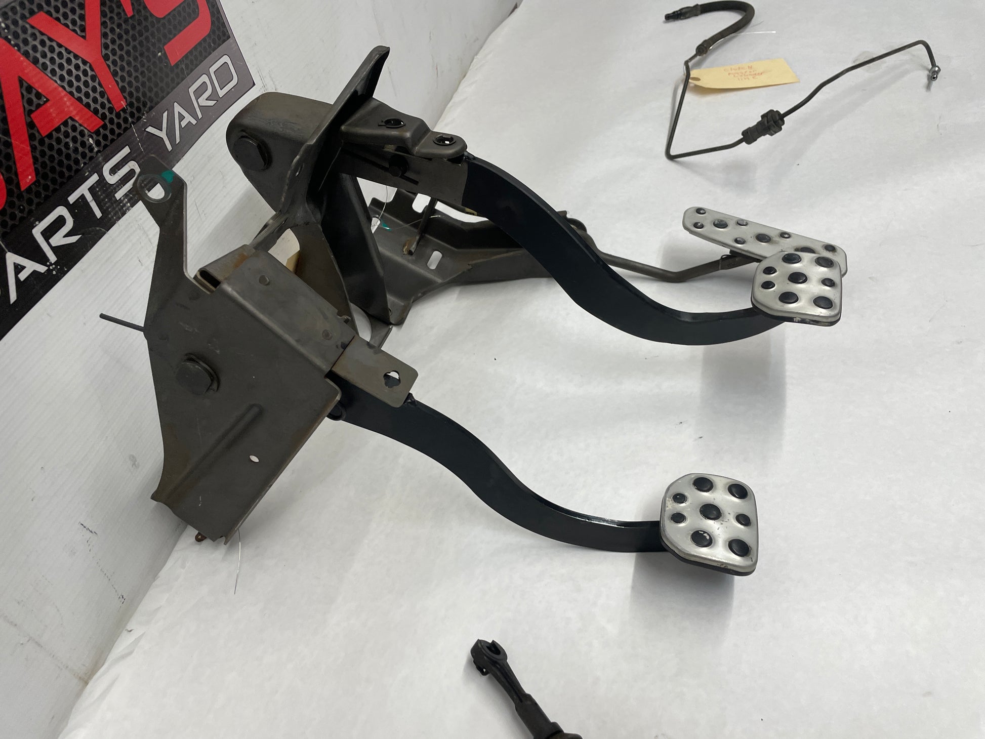 2004 Pontiac GTO Complete Peddle Assembly w/ Clutch Master Cylinder & Line OEM - Day's Parts Yard