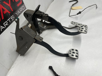 2004 Pontiac GTO Complete Peddle Assembly w/ Clutch Master Cylinder & Line OEM - Day's Parts Yard