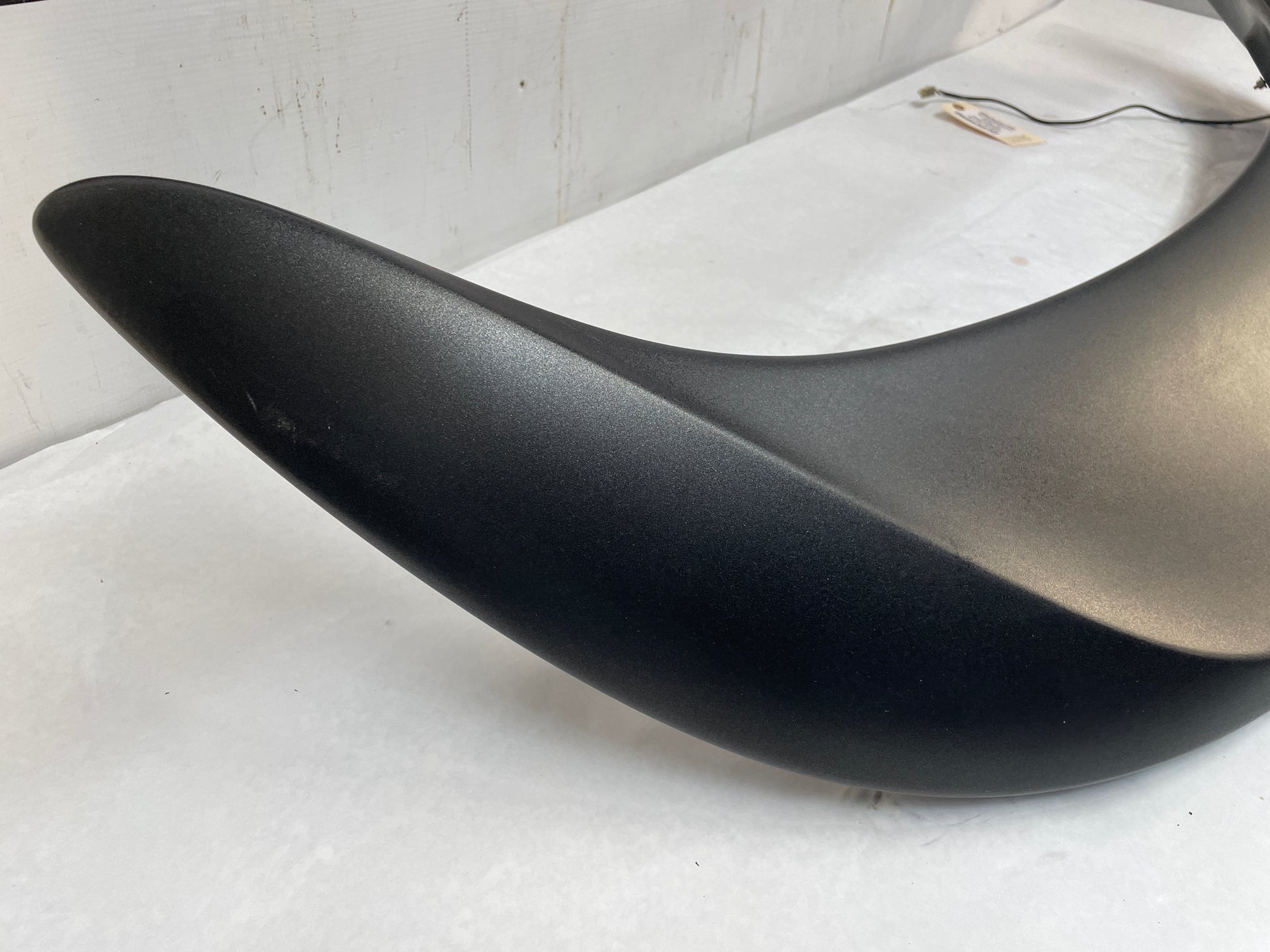 2004 Pontiac GTO Trunk Deck Lid Spoiler Wing OEM - Day's Parts Yard